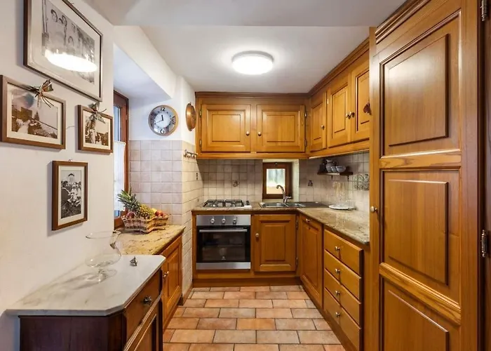 דירה La Rustica - Maggiore Estate By Ginin *